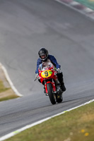 brands-hatch-photographs;brands-no-limits-trackday;cadwell-trackday-photographs;enduro-digital-images;event-digital-images;eventdigitalimages;no-limits-trackdays;peter-wileman-photography;racing-digital-images;trackday-digital-images;trackday-photos